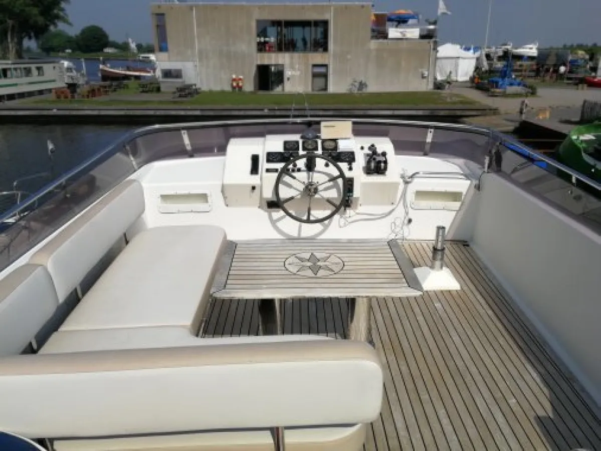 Polyester Motorboat Neptunus 156