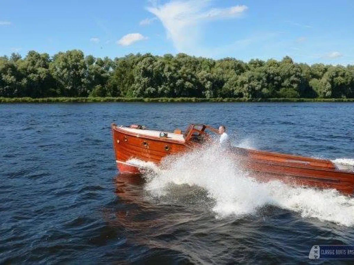 Wood Motorboat Breedendam MTB 26