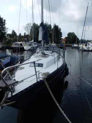 Polyester Sailboat Neptun 27 Photo 2