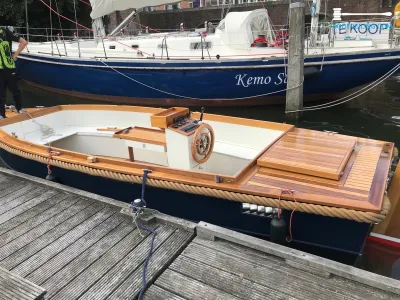 Sloop 23