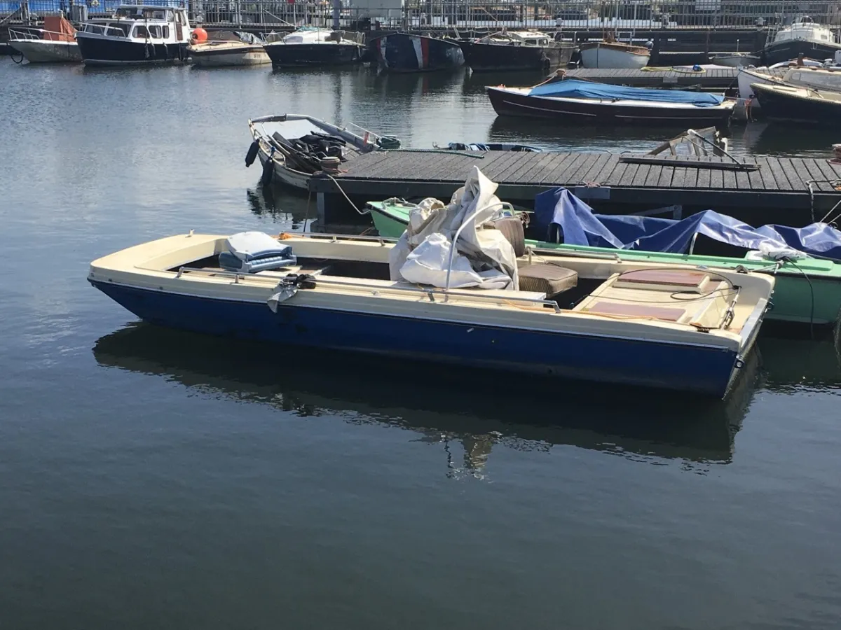 Polyester Budgetboat Grachtenboot 