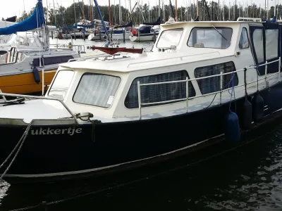 Steel Motorboat Cascaruda Kajuit 850 OK Photo 1