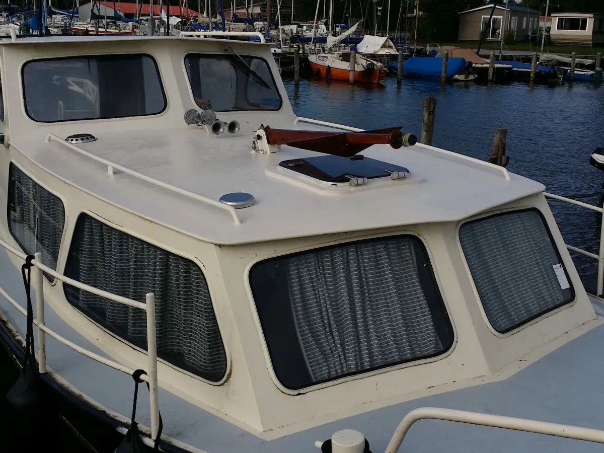 Steel Motorboat Cascaruda Kajuit 850 OK