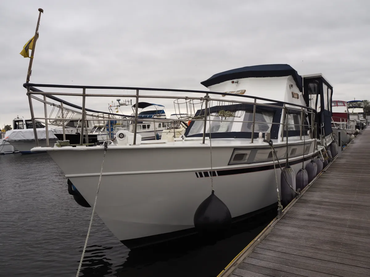 Steel Motorboat Menorca 49