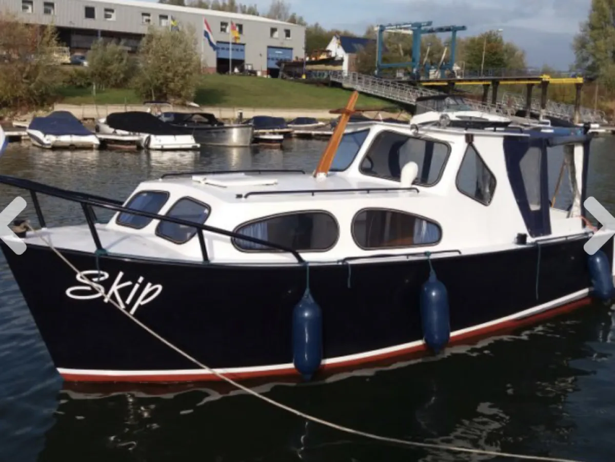 Steel Motorboat Beenhakker 700