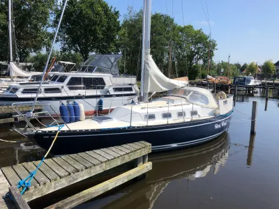 Polyester Sailboat Ventura Champ 30 Photo 2