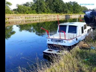 Steel Motorboat Motor cruiser 29 Photo 3