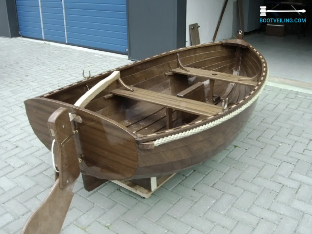 Wood Open zeilboot Jol Auk