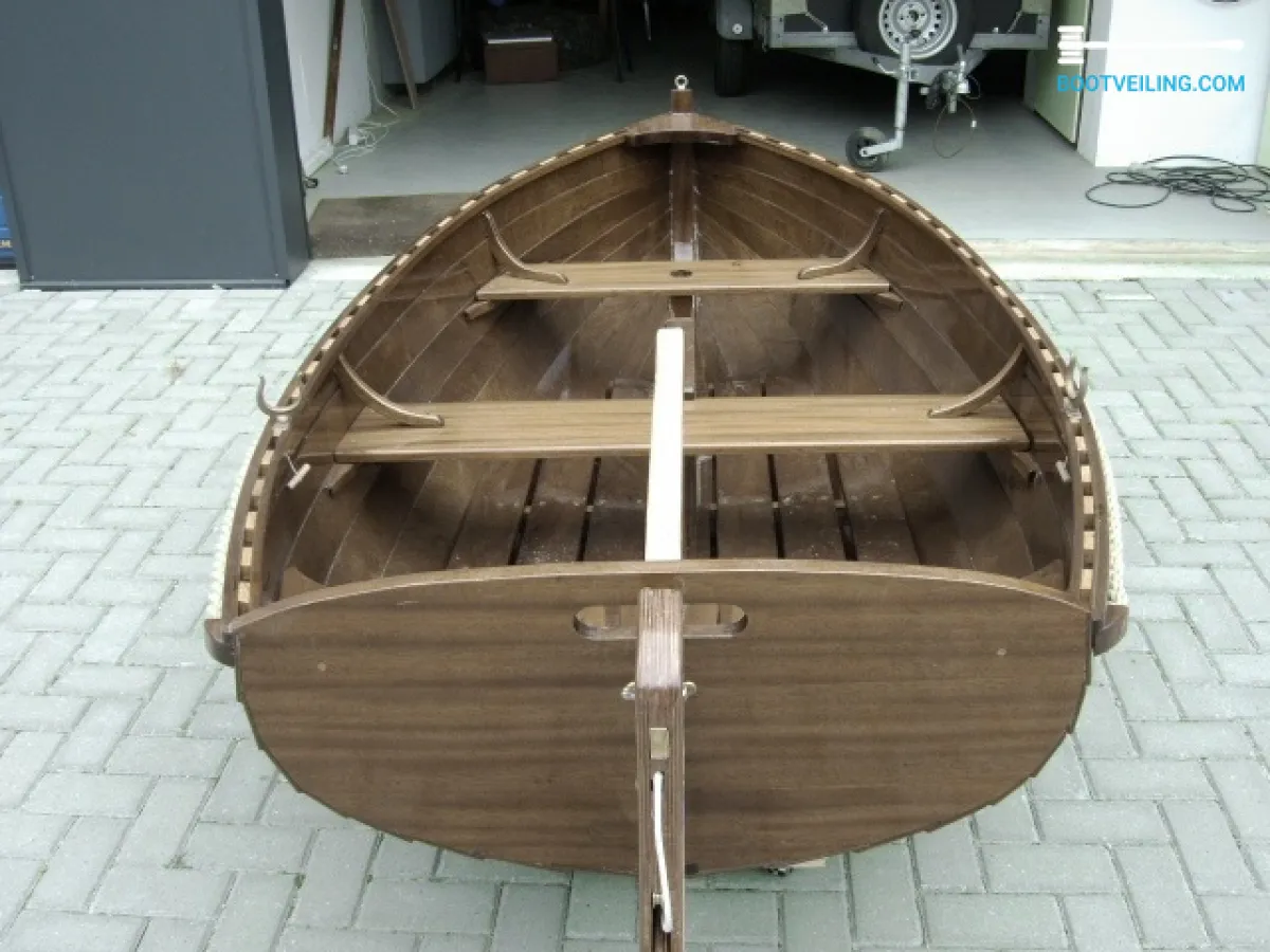 Wood Open zeilboot Jol Auk