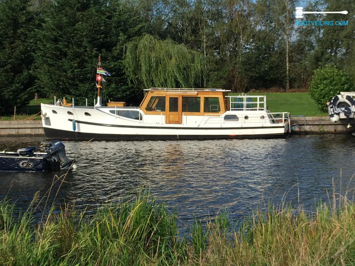 Steel Motorboat Bakdekker 41