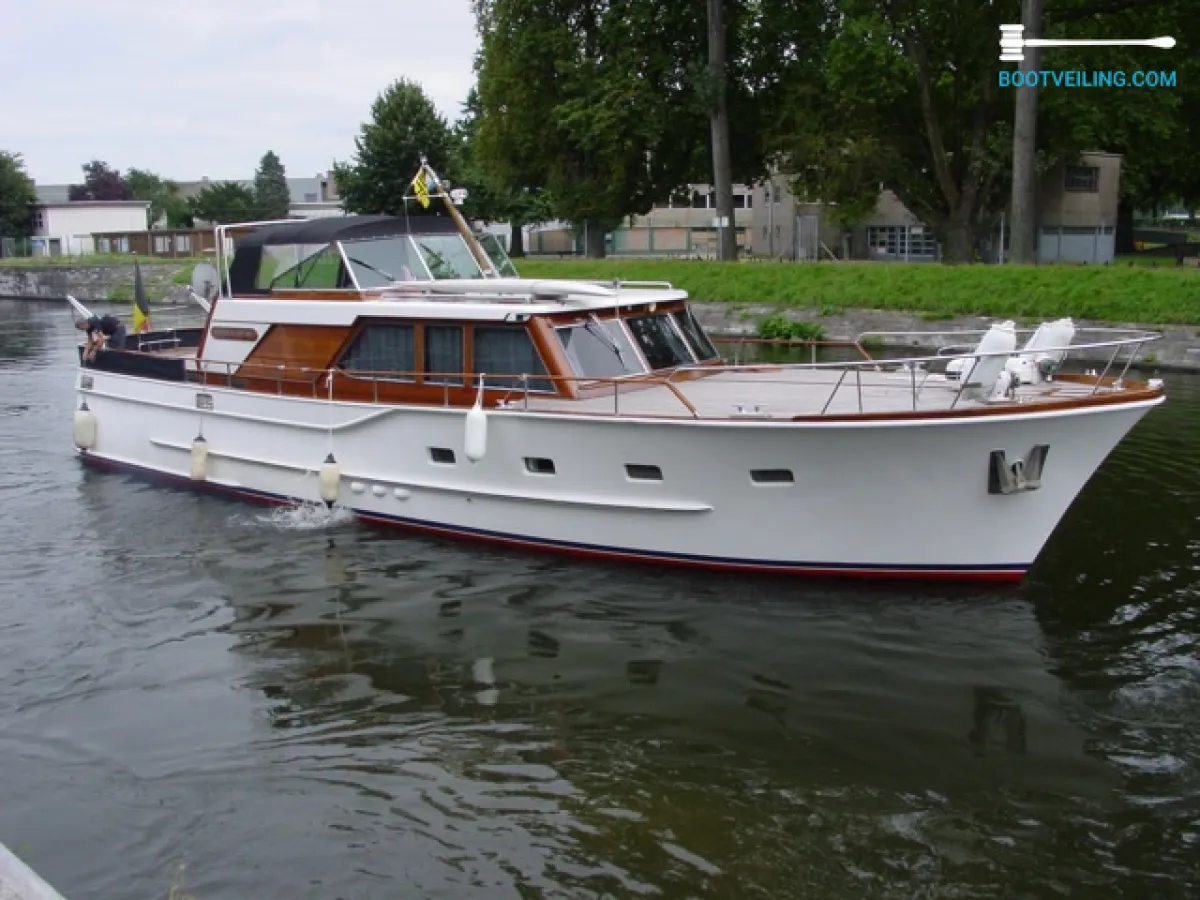 Steel Motorboat Royal Van Lent 59