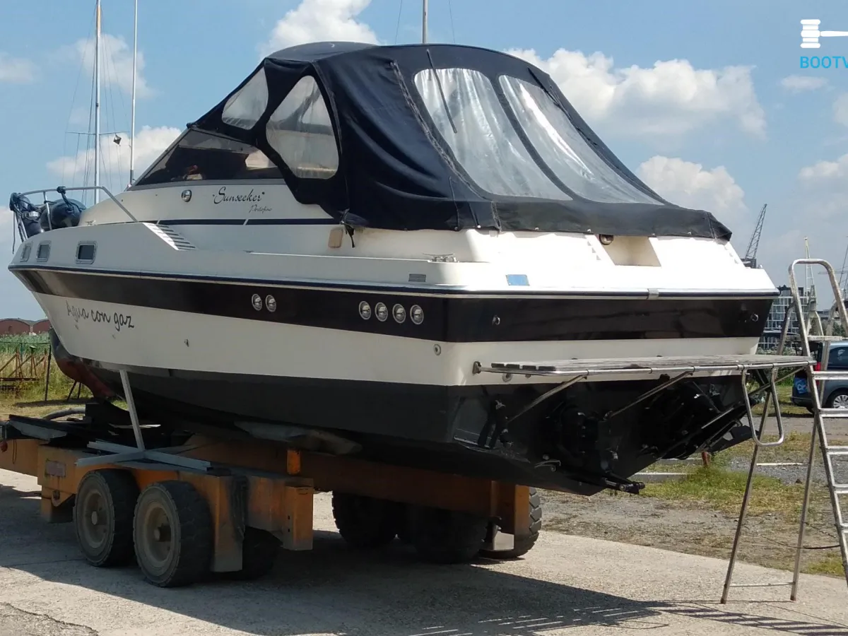 Polyester Speedboat Sunseeker Portofino 28