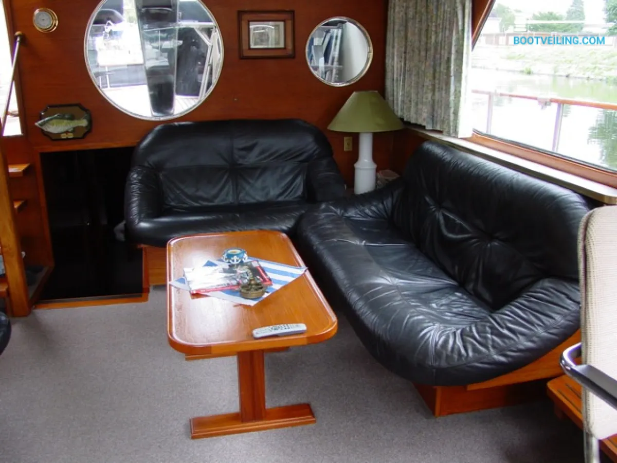 Steel Motorboat Royal Van Lent 59