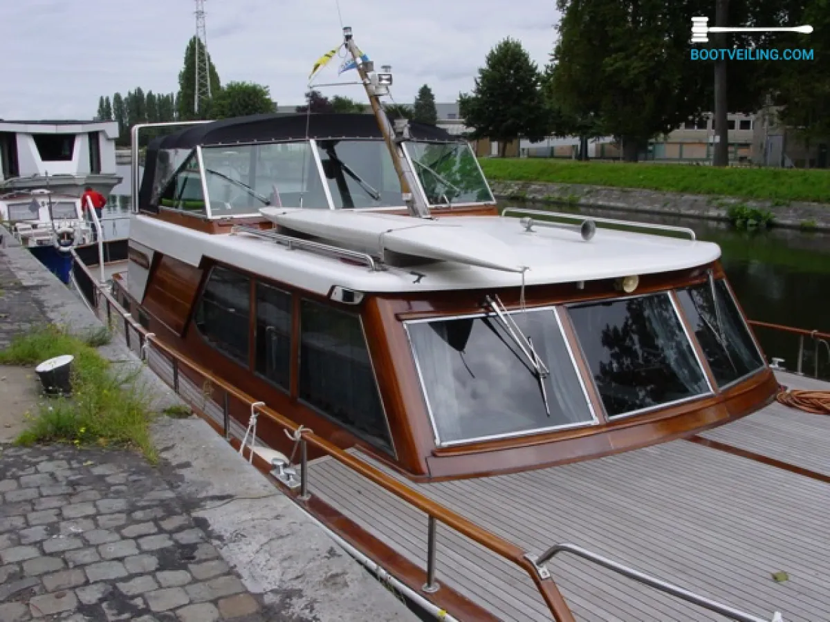 Steel Motorboat Royal Van Lent 59