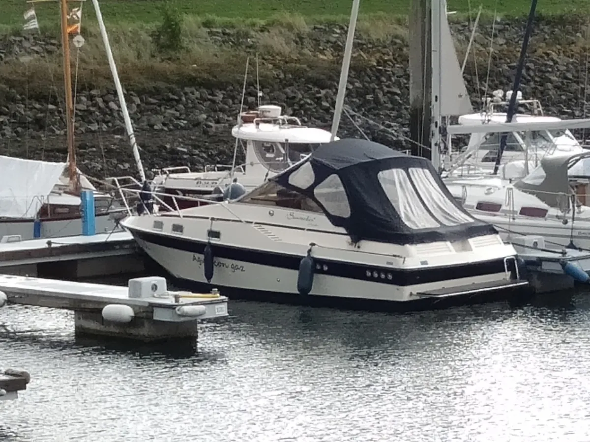 Polyester Speedboat Sunseeker Portofino 28