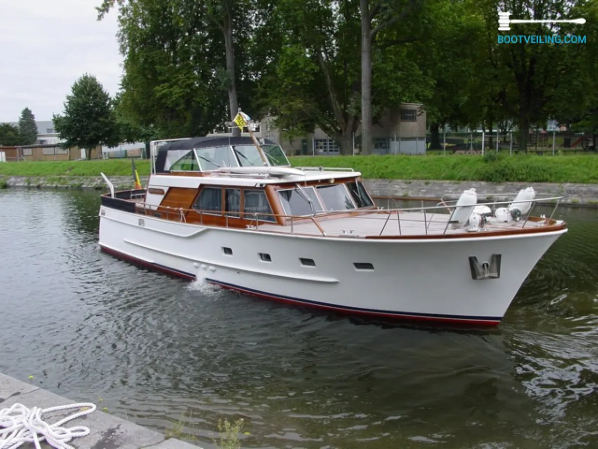 Steel Motorboat Royal Van Lent 59