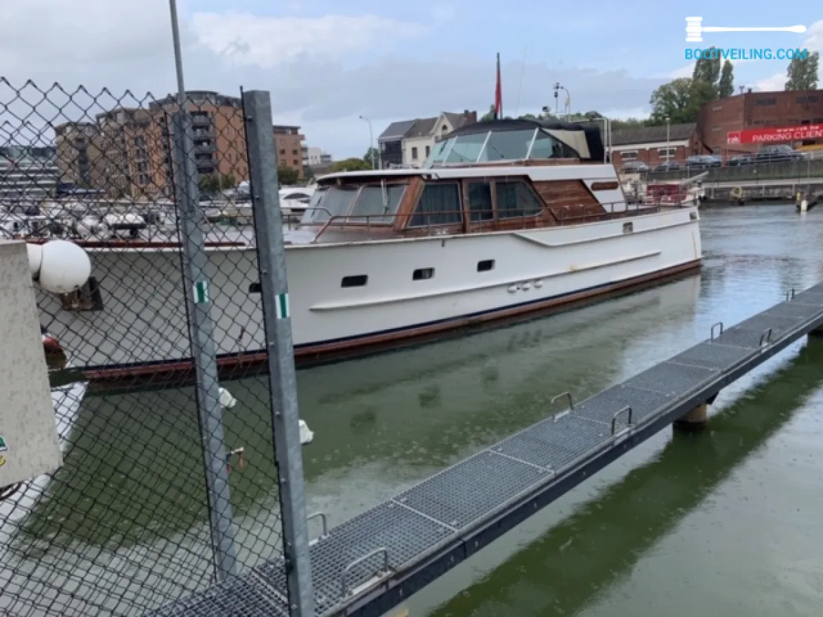 Steel Motorboat Royal Van Lent 59