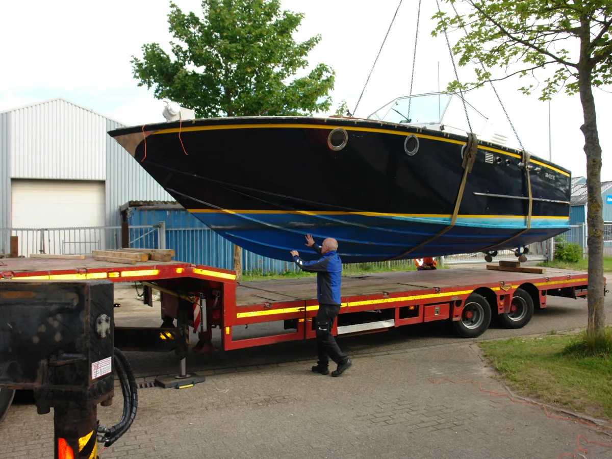 Wood Speedboat Roar 30