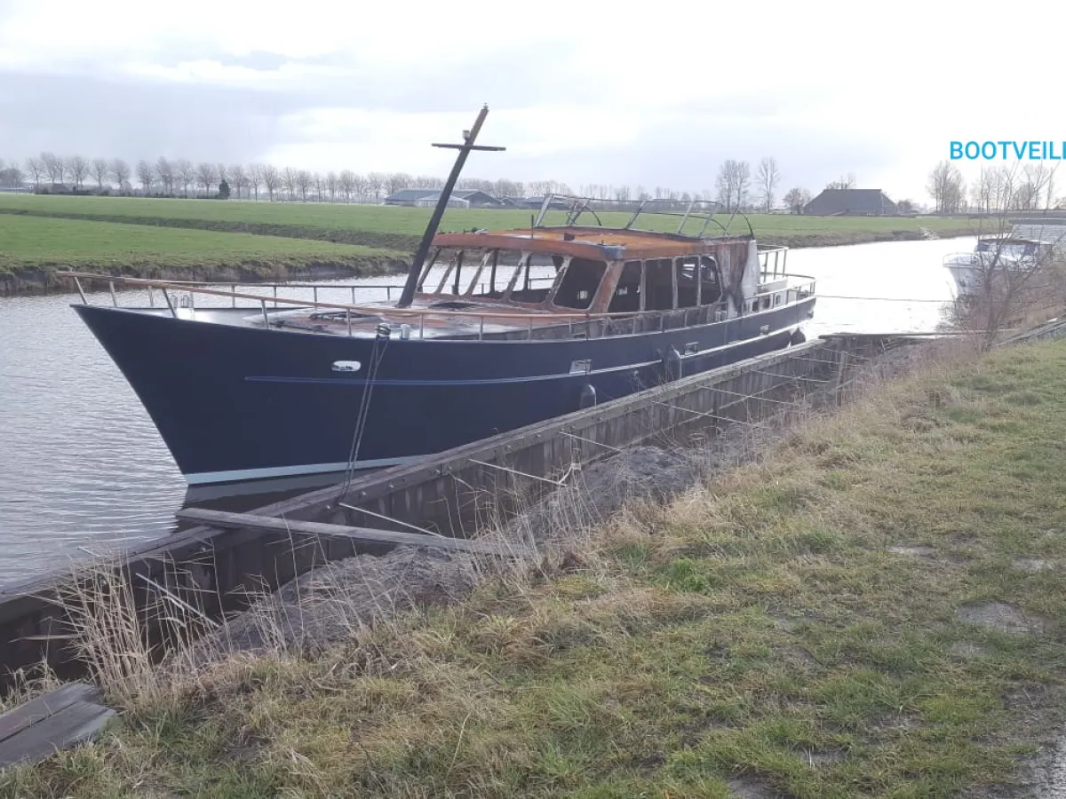 Steel Motorboat Custom Trawler 53