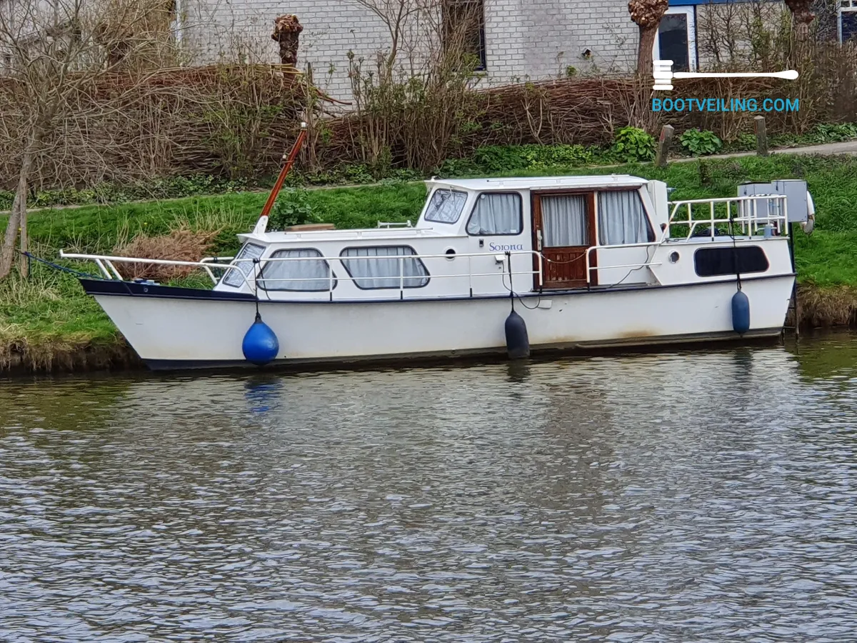 Steel Motorboat Cascaruda 29