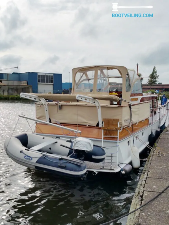 Steel Motorboat Super van Craft 1260