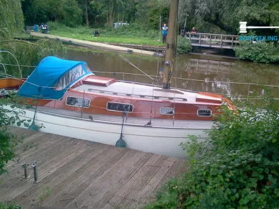 Polyester Sailboat Vindo 32 Photo 2