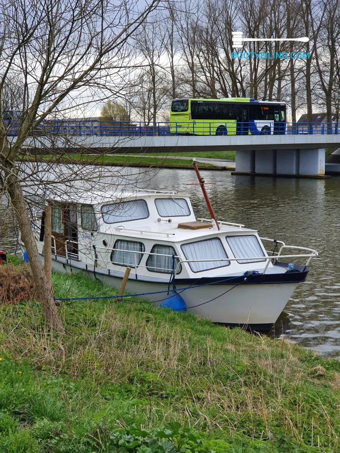 Steel Motorboat Cascaruda 29