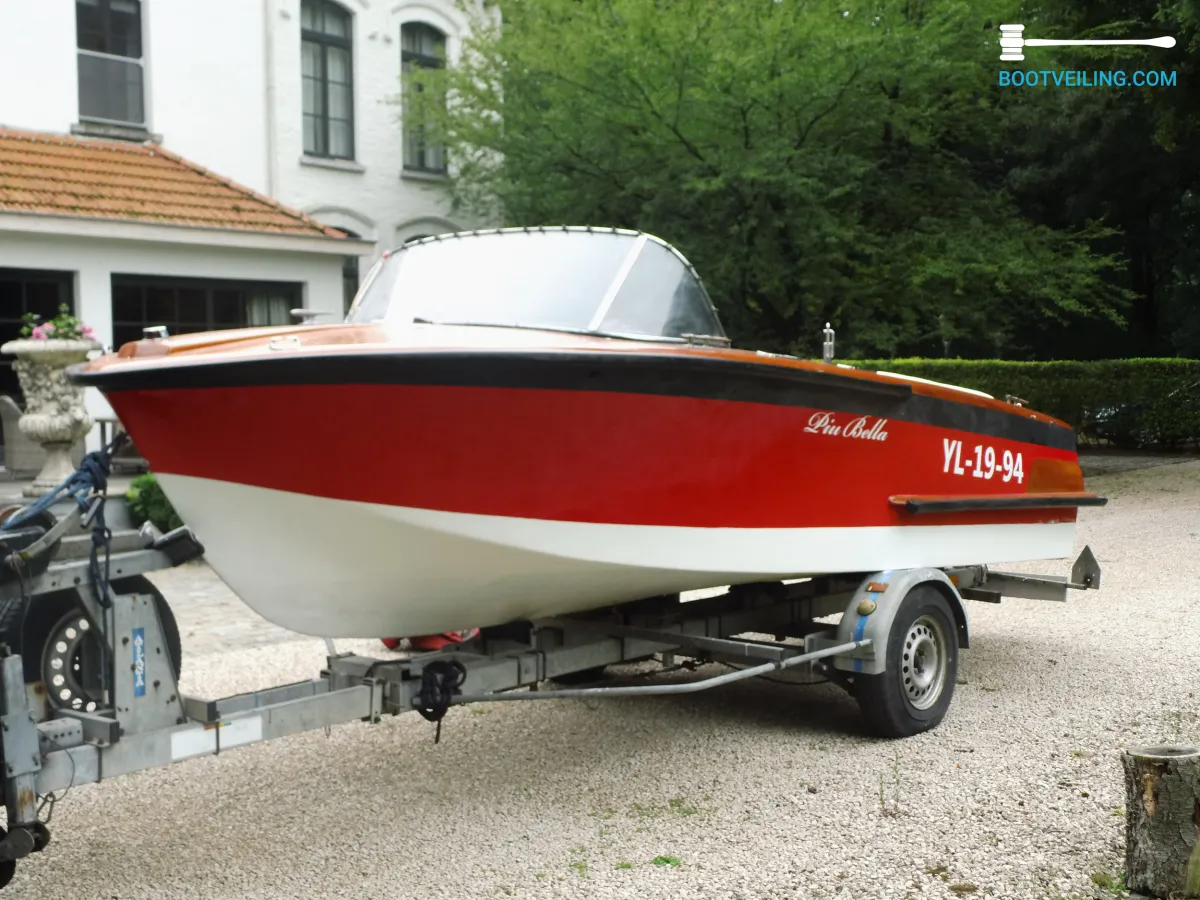 Polyester Speedboat Libella Princess 18