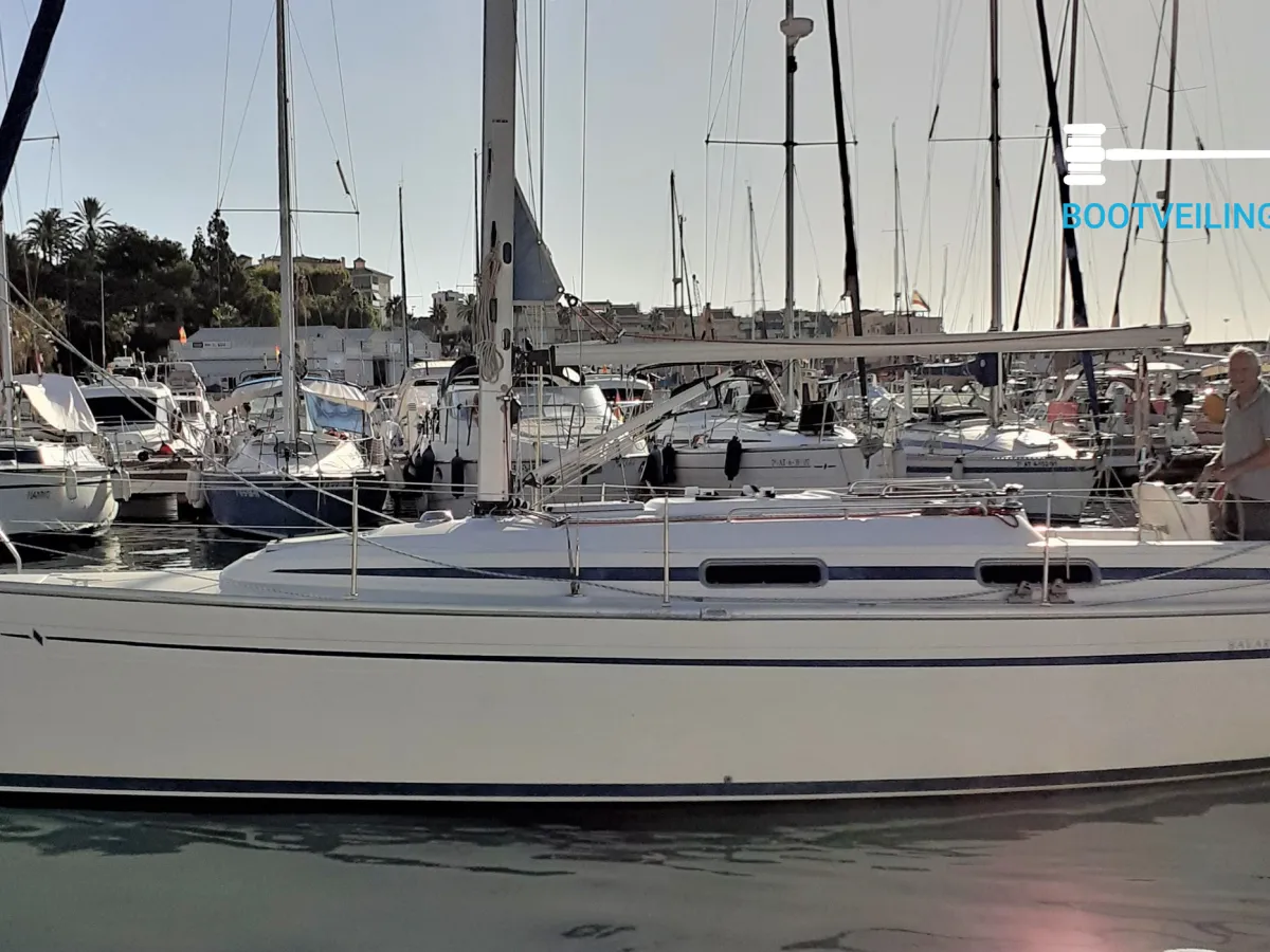 Polyester Sailboat Bavaria 31