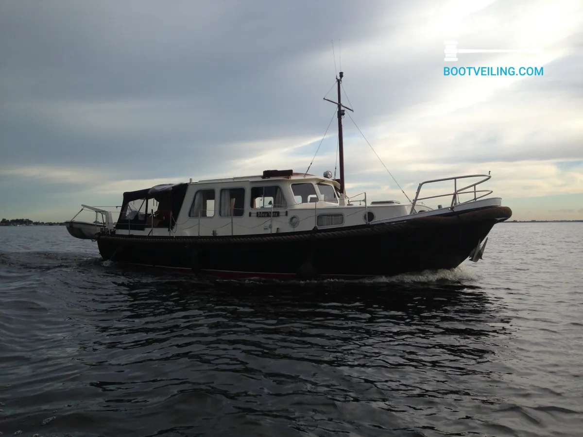 Steel Motorboat Gillissen 38