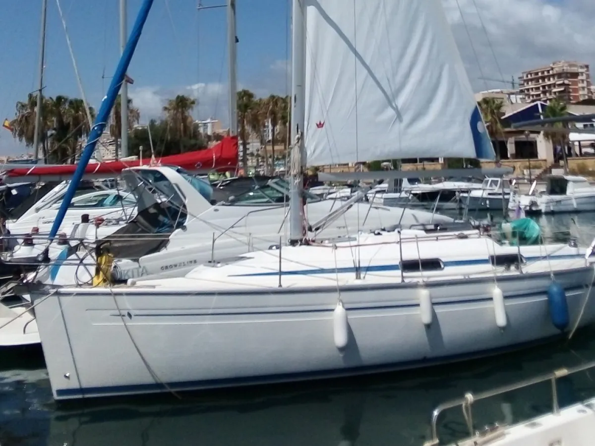 Polyester Sailboat Bavaria 31