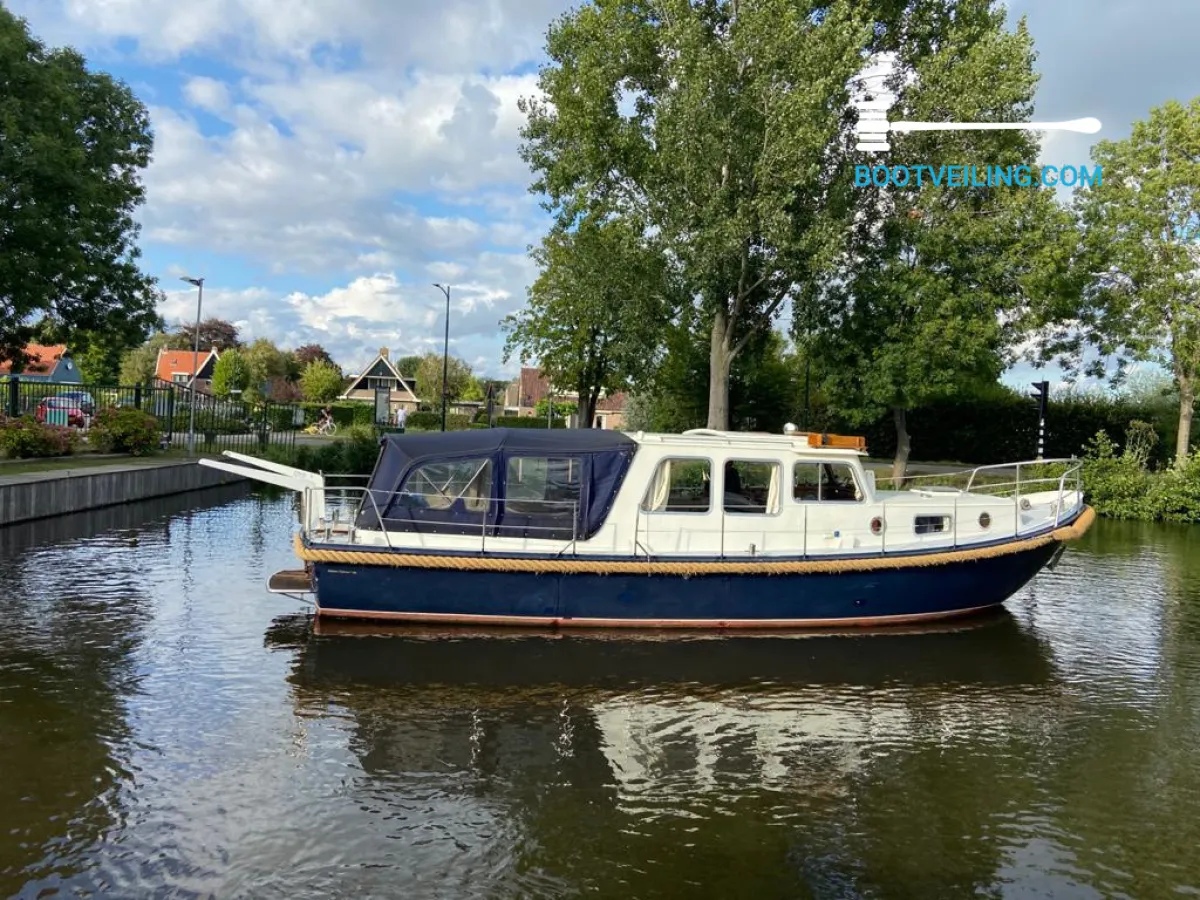 Steel Motorboat Gillissen 38