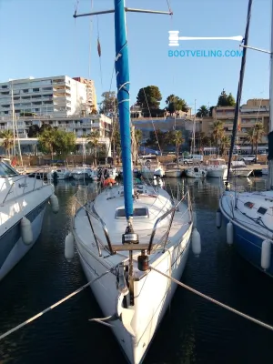 Polyester Sailboat Bavaria 31 Photo 35