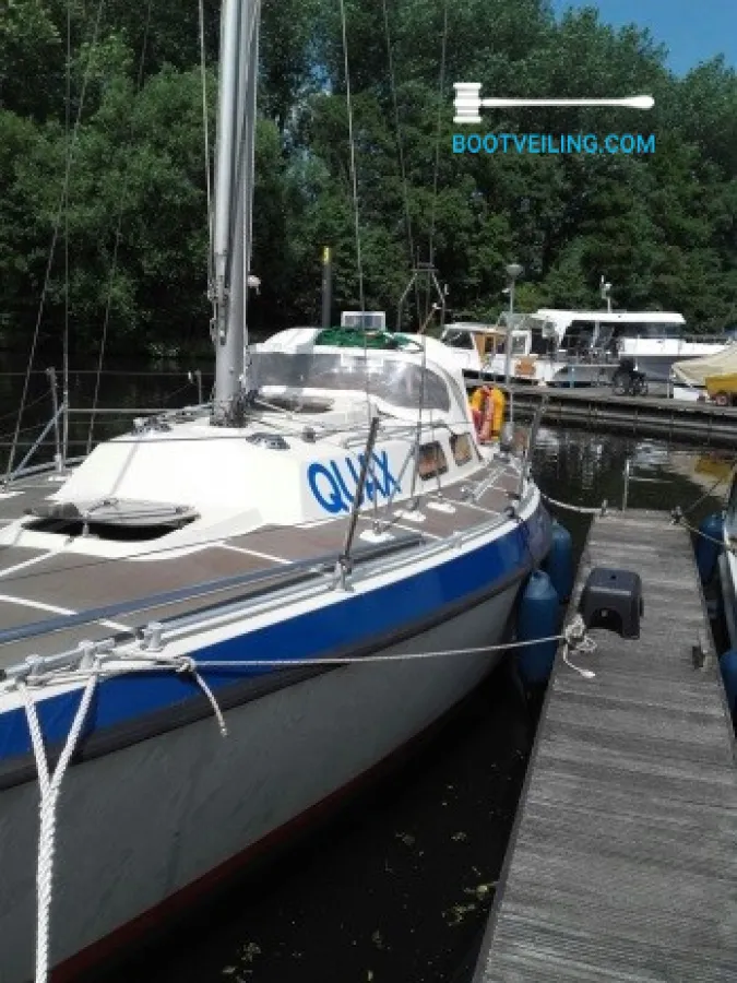 Polyester Sailboat Etap 28