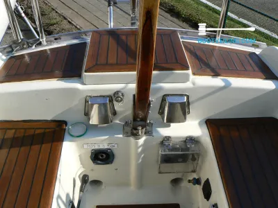 Polyester Sailboat Standfast 30 Photo 3