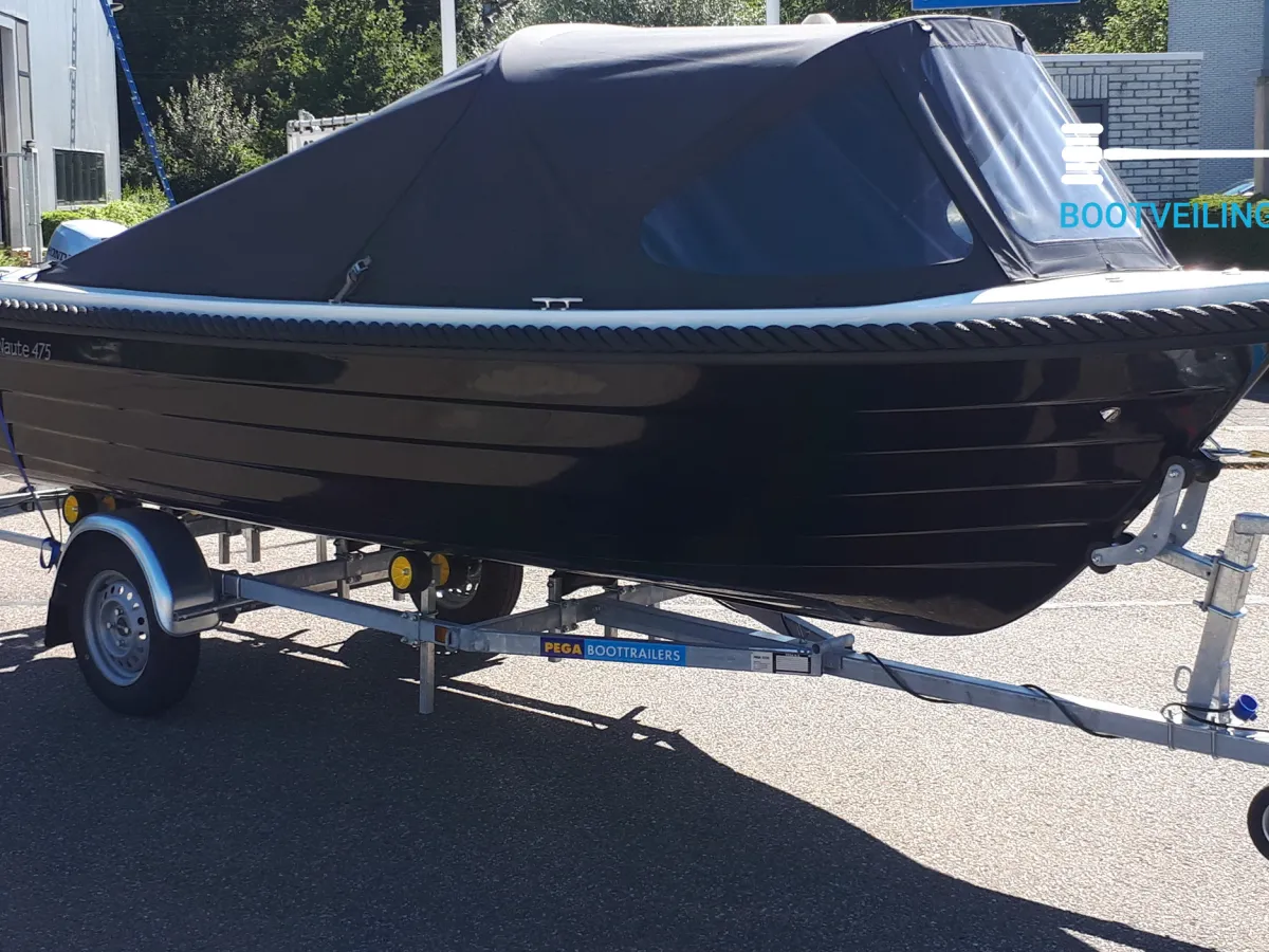 Polyester Sloop Naute 475