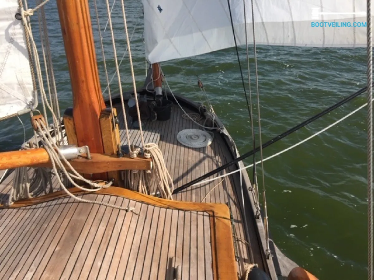 Steel Sailboat Lemsteraak 9 Meter