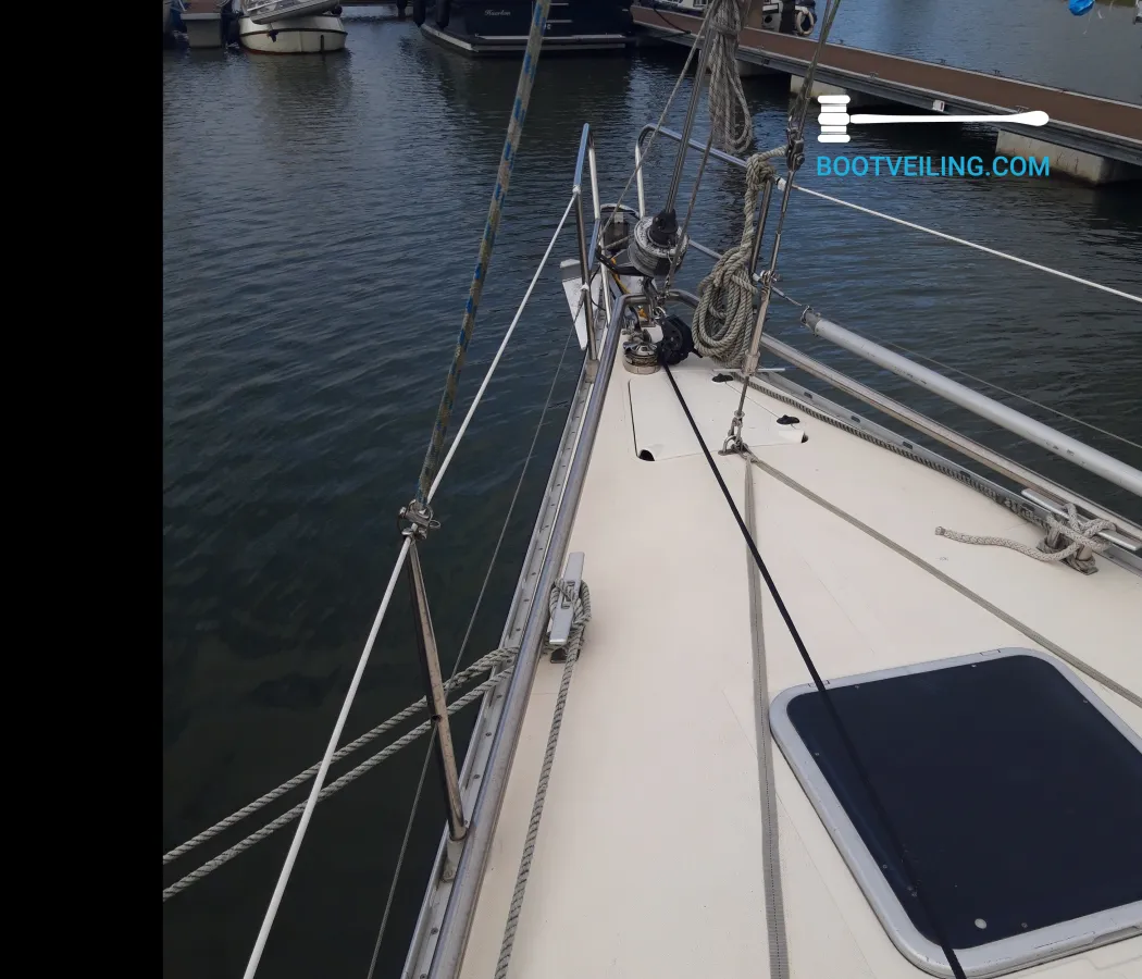 Polyester Sailboat Friendship 35