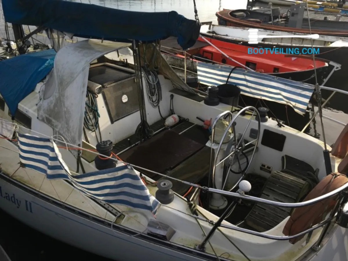 Polyester Sailboat Baltic 33