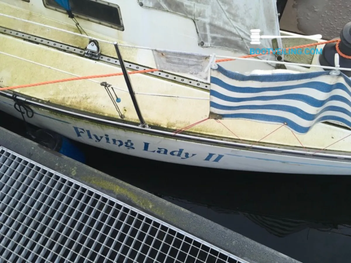 Polyester Sailboat Baltic 33