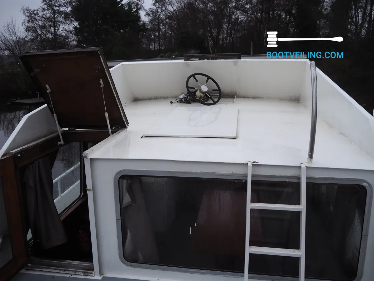 Steel Motorboat Beachcraft 1400