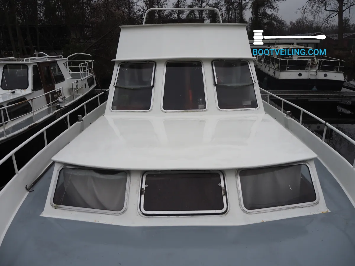 Steel Motorboat Beachcraft 1400