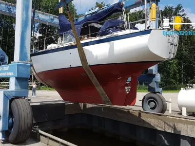 Polyester Sailboat Van de Stadt Trintella III Photo 21