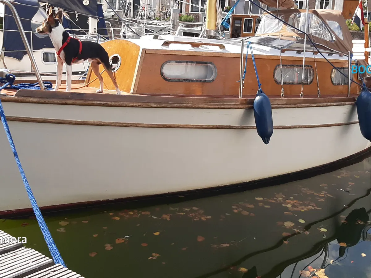 Wood Sailboat Van de Stadt Delta 777