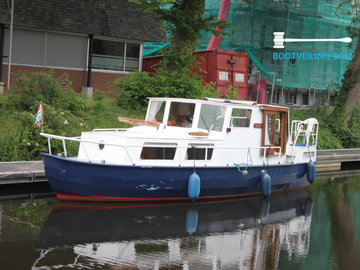 Steel Motorboat Motor cruiser 34