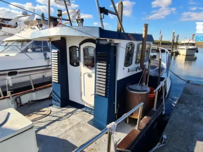 Polyester Workboat Aquastar Napier 30 Fast Fisherman Photo 9