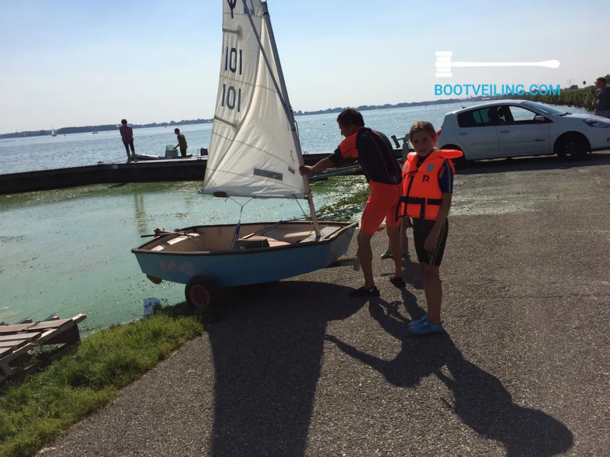 Polyester Open zeilboot Optimist 2x, + Trailer