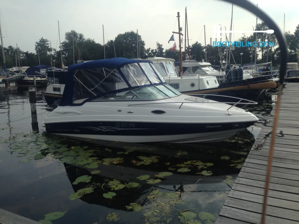 Polyester Speedboat Chaparral Ssi 215