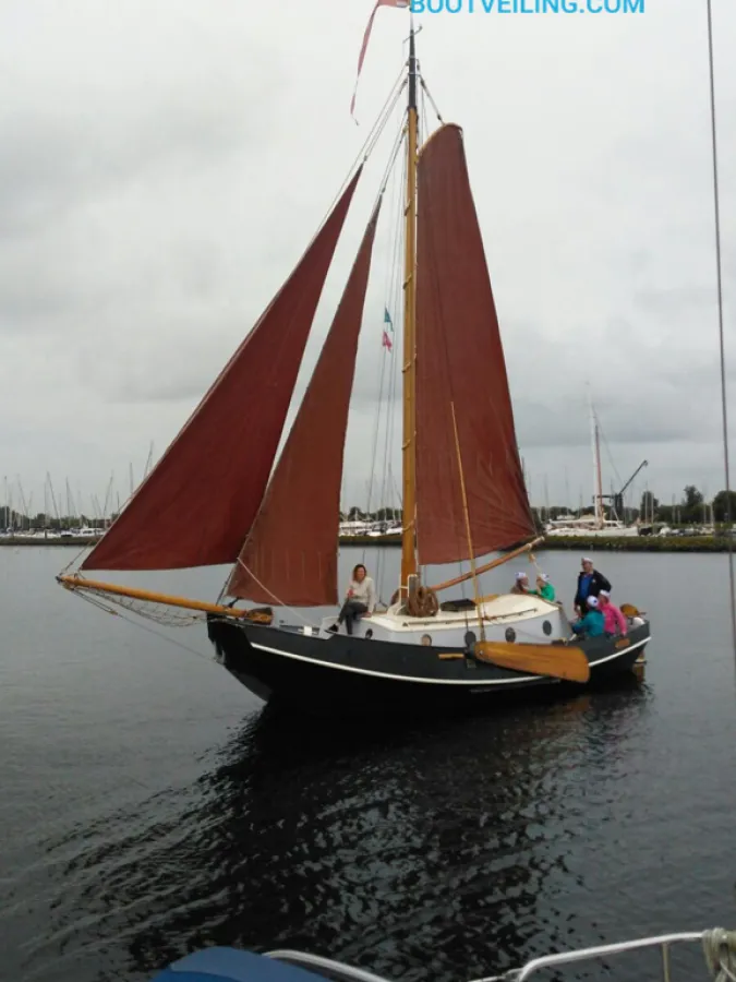 Staal Zeilboot Zeeschouw Platbodem