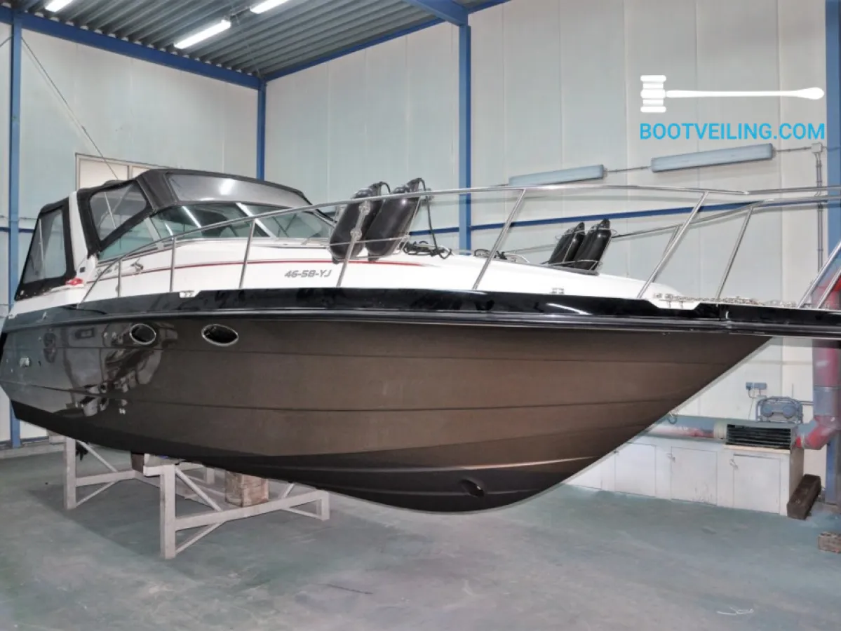 Polyester Motorboat Chaparral Signature 30